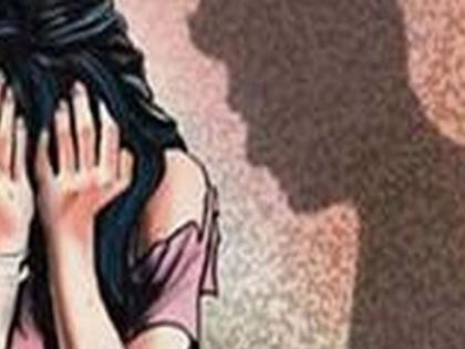 Rapist director of education institute absconding | शिक्षण संस्थेचा बलात्कारी संचालक फरार