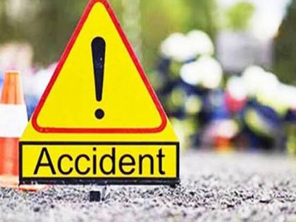 The vehicle ran over the person who died in the accident, The unfortunate incident in Miraj | हृदयद्रावक! वाहनाने ठोकरले...जीव गेल्यावरही असंख्य गाड्यांनी मृतदेहाला चिरडले; मिरजेतील घटना