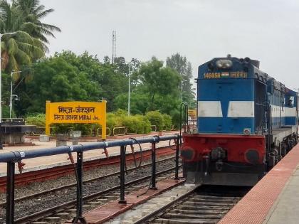 3 trains canceled between Satara, Miraj, plight of passengers | सातारा, मिरजदरम्यान ३ रेल्वे रद्द, प्रवाशांचे हाल