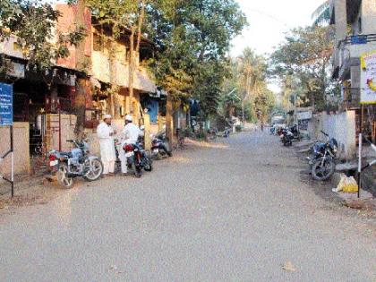  Congress-BJP gets involved in road construction ... Sangli Sanjay Nagar: Government and municipal funds | काँग्रेस-भाजपत रस्ते कामावरून जुंपली... सांगली संजयनगरातील प्रकार : शासन व महापालिकेचाही निधी