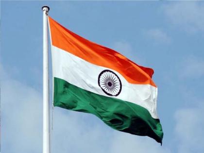 A 100 feet tricolor flag will be raised in Miraj, approved by the municipal standing meeting | मिरजेत शंभर फुट तिरंगा ध्वज उभारणार, महापालिका स्थायी सभेची मान्यता