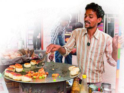 The tadka of English 'manners' of Pune's Missal and Bhaji | पुण्याच्या मिसळ-भजीला इंग्रजी ‘मॅनर्स’चा तडका