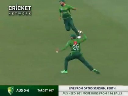 AUSvPAK : Superb fielding from Imam ul haq to create the chance, but will Pakistan rue this missed chance?  | AUS VS PAK : डेव्हिड वॉर्नरला जीवदान; पाकिस्तानच्या क्षेत्ररक्षकांना Run Out ही करता येईना, Video