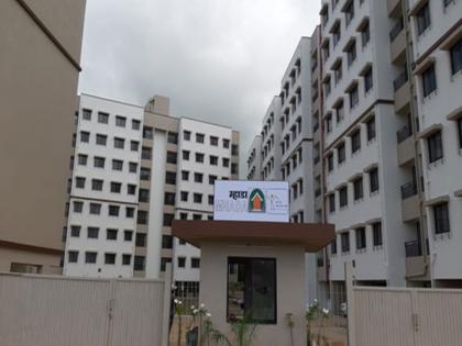 One BHK for Rs 22 lakh in Mumbai; MHADA will draw lottery for 4000 houses in July | मुंबईत २२ लाखांत मिळणार १ BHK; जुलै महिन्यांत म्हाडा काढणार ४ हजार घरांची लॉटरी