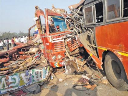 The accident happened due to sending the driver to work without mentality | चालक-वाहकाची मानसिकता नसताना कामावर पाठविल्याने झाला अपघात