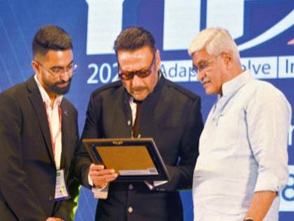 India is strong despite the global recession; Minister Shekhawat's statement at the Young Entrepreneurs Conference | जगात मंदीचे सावट असतानाही भारत सशक्त; युवा उद्योजक परिषदेत मंत्री शेखावत यांचे प्रतिपादन