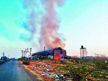  Explosion in explosive company, explosion of oxygen tank | भांडगावला कंपनीत स्फोट, आॅक्सिजन टाकीचा धमाका