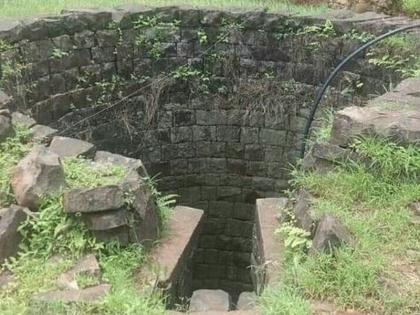 two bodies found in a well in amravati district | एकाच विहिरीत आढळले दोन मृतदेह; हत्या की आत्महत्या? चर्चेला उधाण