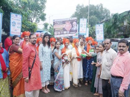 Enthusiastic response of citizens to Amrit Kalash Yatra of Bhiwandi Municipality | भिवंडी मनपाच्या अमृत कलश यात्रेस नागरिकांचा उत्स्फूर्द प्रतिसाद