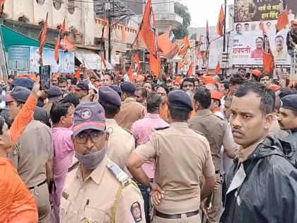 MNS's Swapnapurti rally in support of Chhatrapati Sambhajinagar was stopped by the police | Video: छत्रपती संभाजीनगरच्या समर्थनार्थ निघालेली मनसेची स्वप्नपूर्ती रॅली पोलिसांनी अडवली