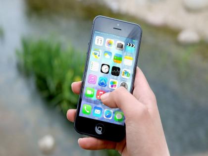 pune news One dies in beating over dispute over using mobile phone without asking | फक्त एका फोनमुळे वाद, मारहाण, अन्...; मोबाईल वापरल्याच्या वादातून झालेल्या मारहाणीत एकाचा मृत्यू
