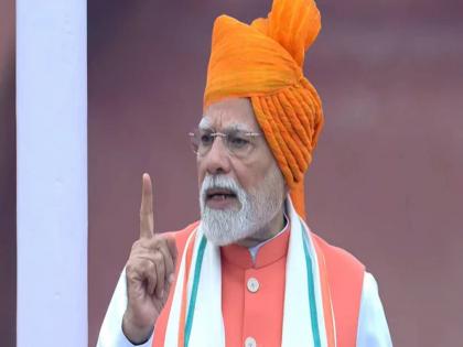 Prime Minister Narendra Modi two big announcements from the Red Fort on Independence Day | ३.५ कोटी रोजगार, दैनंदिन वस्तूंची स्वस्ताई; स्वातंत्र्यदिनानिमित्त लाल किल्ल्यावरून पंतप्रधान मोदींच्या दोन मोठ्या घोषणा