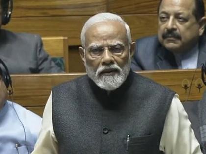 Lok sabha Session: Prime Minister Narendra Modi criticizes Congress and opposition on the charge of nepotism in politics | एका घरातले १० जण राजकारणात येणं गैर नाही, पण...; PM मोदींनी सांगितली 'घराणेशाही'ची व्याख्या