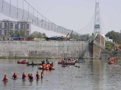 Flooring replaced; But the cable is old; Shocking information about Morbi Bridge has come to the fore | फ्लोरिंग बदलले; पण केबल जुन्याच; मोरबी पुलाबाबत आली धक्कादायक माहिती समोर