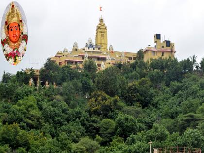 Navratri festival begins at Mohtadevi fort; The devotees returned with their heads on the steps | मोहटादेवी गडावर नवरात्रौत्सवाला प्रारंभ; पायरीवर डोके ठेवून भाविक माघारी परतले