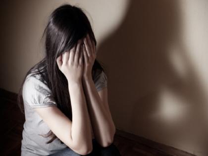 "Get me married or I'll die..."; Rape of minor girl in Pimpri, case registered | "माझं लग्न लावून द्या नाहीतर मी मरेन..."; पिंपरीत अल्पवयीन मुलीचा विनयभंग, गुन्हा दाखल