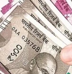 Money Mantra: तुमच्याकडेही खर्चासाठी पैसे राहत नाहीत? मग हे करा