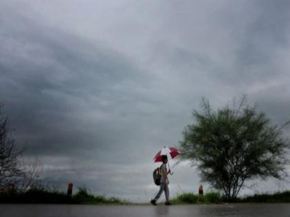 Warning of heavy rain in Konkan, rain in Ratnagiri throughout the day | पुढील तीन दिवस कोकणात मुसळधार पावसाचा इशारा; रत्नागिरीत दिवसभर जोरदार पाऊस