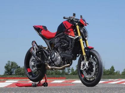 Ducati Monster SP: Once you've seen it, you'll keep seeing it; Ducati launches powerful 'monster bike' in India | Ducati Monster SP: एकदा पाहाल तर पाहातच राहाल; Ducati ने भारतात लॉन्च केली दमदार 'मॉन्सटर बाइक'