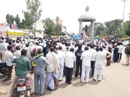 A march to Washim for the conservation of stupas | स्तूपांचे संवर्धन करण्यासाठी वाशिम येथे मोर्चा