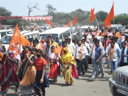 coal transportation shutdown from ekona coal mine in chandrapur due to agitation | चंद्रपुरातील एकोना खाणीत कामबंद आंदोलन; दोन दिवसांपासून कोळसा वाहतूक ठप्प