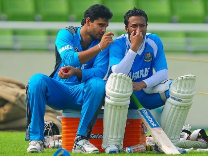 Former captain of Bangladesh cricket team Mashrafe Mortaza tests Covid-19 positive | गरजूंच्या मदतीसाठी निम्मं वेतन दान करणाऱ्या क्रिकेटपटूला झाला कोरोना!