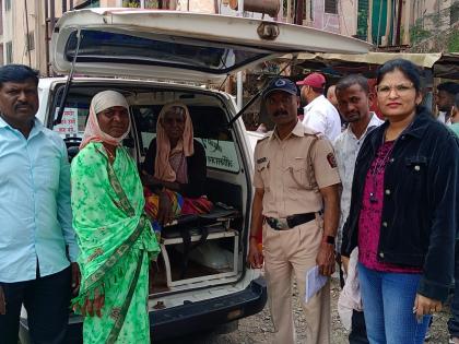 Mother and children meet after 32 years humanity news pimpri chinchwad police | माणुसकीचे दर्शन...! ३२ वर्षानंतर घडवून आणली आई आणि मुलांची भेट