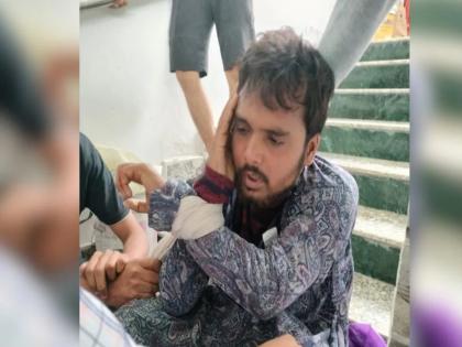He wore a salwar suit, put a veil over it, entered a female doctor's house and stabbed her 7 times; what was the real story? | सलवार सूट घातला, त्यावर बुरखा चढवला अन् महिला डॉक्टरच्या घरात घुसून ७ वेळा चाकूने वार केला; नेमकं प्रकरण काय? He wore a salwar suit, put a veil over it, entered a female doctor's house and stabbed her 7 times; what was the real story? | सलवार सूट घातला, त्यावर बुरखा चढवला अन् महिला डॉक्टरच्या घरात घुसून ७ वेळा चाकूने वार केला; नेमकं प्रकरण काय?