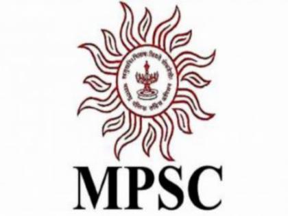 Congratulations to the mpsc students 100 more posts have been added | Mpsc: विद्यार्थ्यांसाठी आनंदवार्ता, आणखी १०० पदांच्या जागा वाढवल्या