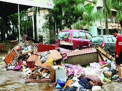 Challenge drinking water in flood-hit areas | पूरग्रस्त भागात आव्हान पिण्याच्या पाण्याचे