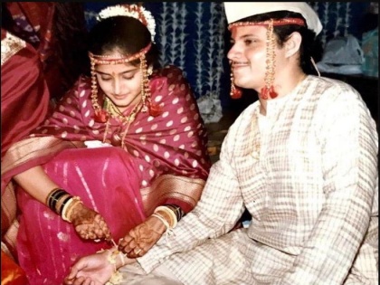 Wedding Anniversary: This is how Mrinal Kulkarni's life changed after Marriage | Wedding Anniversary:लग्नानंतर असे पालटले मृणाल कुलकर्णी यांचे आयुष्य, शेअर केल्या खास गोष्टी