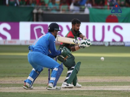 Asia Cup 2018 India vs Bangladesh: ... And once again Dhoni's trickery came in handy | Asia Cup 2018 India vs Bangladesh : ... अन् पुन्हा एकदा धोनीची चतुराई कामी आली