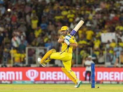 IPL 2023: To put the finishing touches, M S Dhoni hits a record sixes with a strike rate of 200 | IPL 2023:फिनिशिंग टच द्यावा तर धोनीने, २०० च्या स्ट्राइक रेटने कुटल्या धावा, बनवला षटकारांचा खास रेकॉर्ड