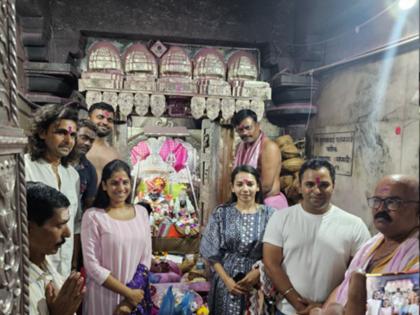 100 episodes of 'Jogeshwaricha Pati Bhairavanath' completed, actors took darshan of Siddhanath in Kharsundi village | 'जोगेश्वरीचा पती भैरवनाथ'चे १०० भाग पूर्ण, कलाकारांनी घेतलं खरसुंडी गावातील सिद्धनाथाचं दर्शन