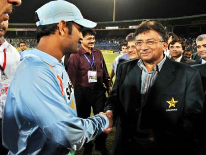 Happy Birthday Month - Pakistan's Musharraf, Dhoni's 'Jabra Fan' | Happy Birthday MS - पाकिस्तानचे परवेज मुशर्रफही धोनीचे 'जबरा फॅन'