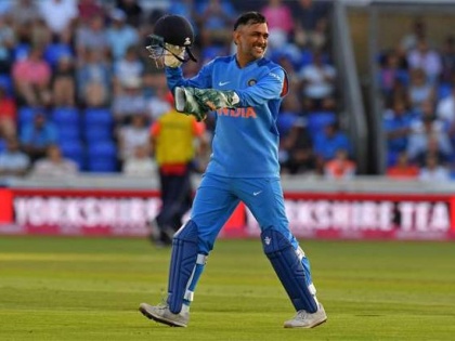 Captain Cool's return to the Indian squad, good news for MahendraSingh Dhoni's fans! | महेंद्रसिंग धोनीच्या चाहत्यासाठी खूशखबर, 'कॅप्टन कूल'चे भारतीय संघात पुनरागमन निश्चित!