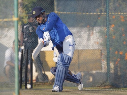 India vs Australia 1st T20I: Rohit Sharma OUT, Lokesh Rahul IN? India ready for the first Twenty20 | India vs Australia 1st T20I: रोहित शर्मा OUT, लोकेश राहुल IN? पहिल्या ट्वेंटी-20 साठी भारत सज्ज