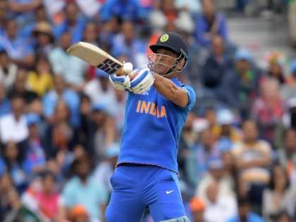 ICC World Cup 2019 : Yograj Singh accuses MS Dhoni of purposely losing semi-final against New Zealand | 'कोहलीला वर्ल्ड कप विजयाचा मान मिळू नये म्हणून धोनीनं ठरवून सामना गमावला'