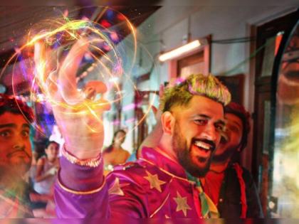 IPL 2021 announces comeback with a funky video featuring MS Dhoni, Watch Video | MS Dhoni in IPL 2021 promo : महेंद्रसिंग धोनीचा भन्नाट अंदाज, सोशल मीडियावर लावली आग, Video