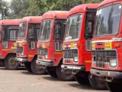 ST hit by 'reduction bullet', 150 employees relieved of duty: There will be stress on employees during Holi and May | एसटीला बसली ‘कपातीची गोळी’, १५० कर्मचारी कार्यमुक्त : होळी, मे महिन्यात कर्मचाऱ्यांवर असणार ताण ST hit by 'reduction bullet', 150 employees relieved of duty: There will be stress on employees during Holi and May | एसटीला बसली ‘कपातीची गोळी’, १५० कर्मचारी कार्यमुक्त : होळी, मे महिन्यात कर्मचाऱ्यांवर असणार ताण