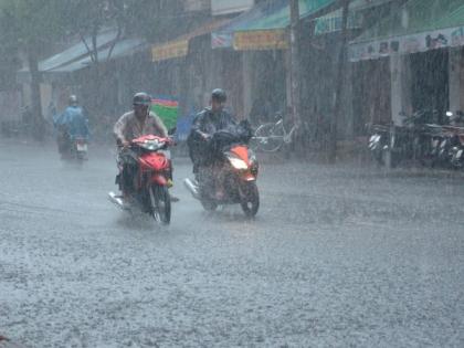 The rain returned and stayed for two days | परतीचा पाऊस पुन्हा दाेन दिवस मुक्कामी