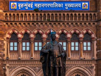 This year was marred by a series of scams allegations of illegal contracts in mumbai | घोटाळ्याच्या मालिका, नियमबाह्य कंत्राटांच्या आरोपांनी गाजले वर्ष