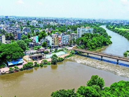 Floods of Mula, Pawana; Citizens of hut moved to safer places | मुळा, पवना नदीला पूर; झोपड्यांतील नागरिकांना सुरक्षित ठिकाणी हलविले