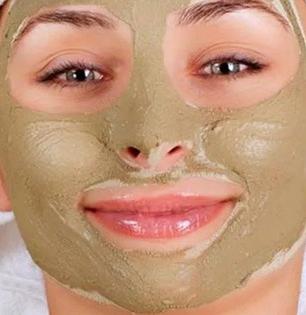 चेहऱ्यावर येईल ग्लो-त्वचा होईल मुलायम, फक्त मुलतानी मातीचा 'असा'' करा खास उपयोग!