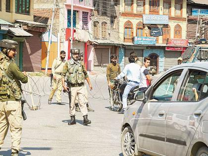 3 militants detained by Army Corps; Threat murals were installed in Sopore | लष्करे तय्यबाच्या ८ दहशतवाद्यांना अटक; सोपोरमध्ये धमकीची भित्तीपत्रके लावली