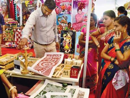 Women should become entrepreneurs through the Self Help Group | बचतगट चळवळीतून महिलांनी उद्योग-व्यवसायांचे मालक बनावे