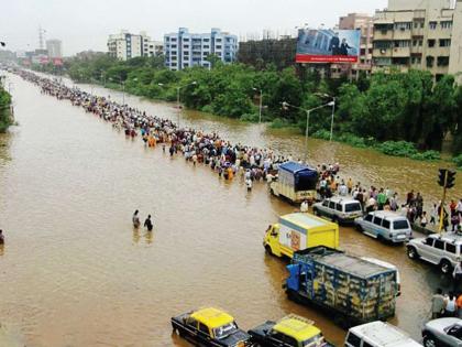 After 3 years, Mumbai's Tumbapur is still ... | १४ वर्षांनंंतरही मुंबईची तुंंबापुरीच...; महापालिका यंत्रणा फेल