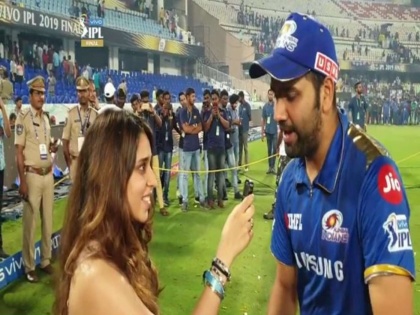 IPL 2019: ... When Rohit Sharma's wife took his special interview, Watch video | IPL 2019 : ... जेव्हा पत्नी रितिका घेते रोहित शर्माची खास मुलाखत, पाहा व्हिडीओ