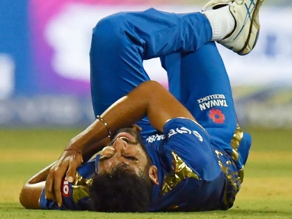 Bad News! Jasprit Bumrah injured; ruled out from Test series | बॅड न्यूज! जसप्रीत बुमराला दुखापत; कसोटी मालिकेला मुकणार