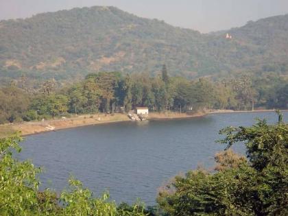 Mumbai has a well and a lake but the water cannot be used as Scarcity still hangs over Mumbaikars | विहीर, तलाव आहे... पण पाणी वापरता येत नाही; अजूनही मुंबईकरांवर टंचाईची तलवार